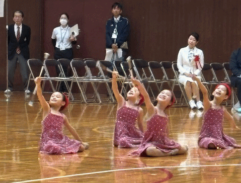 西宮バトン協会による公開演技